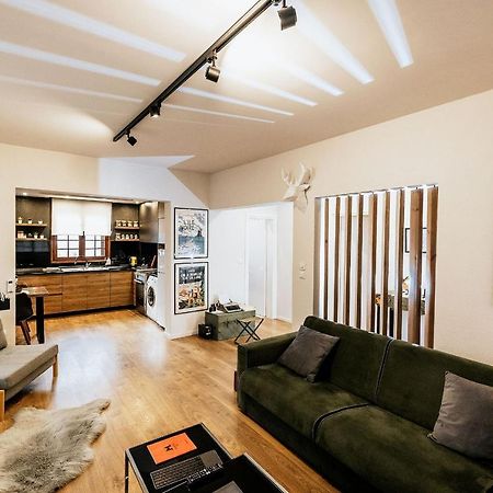 Fort D-Val Luxurious Apartment Ángistron Buitenkant foto