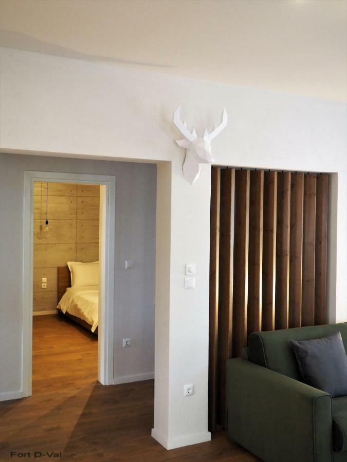 Fort D-Val Luxurious Apartment Ángistron Buitenkant foto
